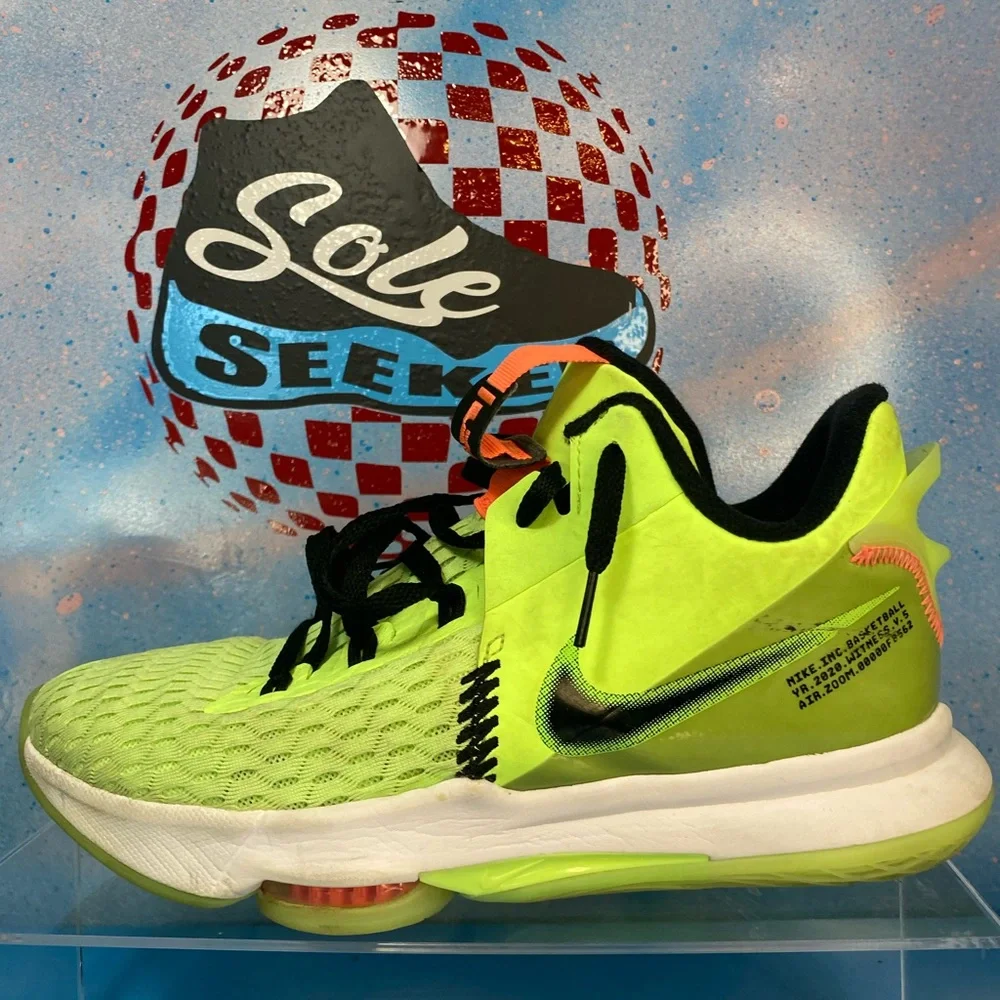 Lebron grinch - Picture 4 of 6